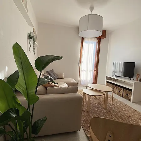 Moderno, Ristrutturato, 1 Km Dal Centro Storico! Lejlighed