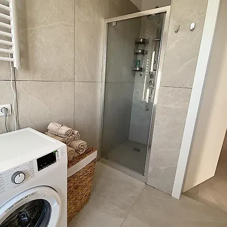 Moderno, Ristrutturato, 1 Km Dal Centro Storico! Apartmán *