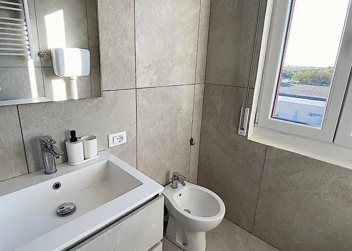 Moderno, Ristrutturato, 1 Km Dal Centro Storico! Lejlighed *