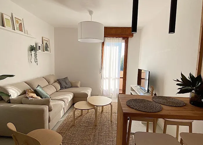 Moderno, Ristrutturato, 1 Km Dal Centro Storico! 아파트 *